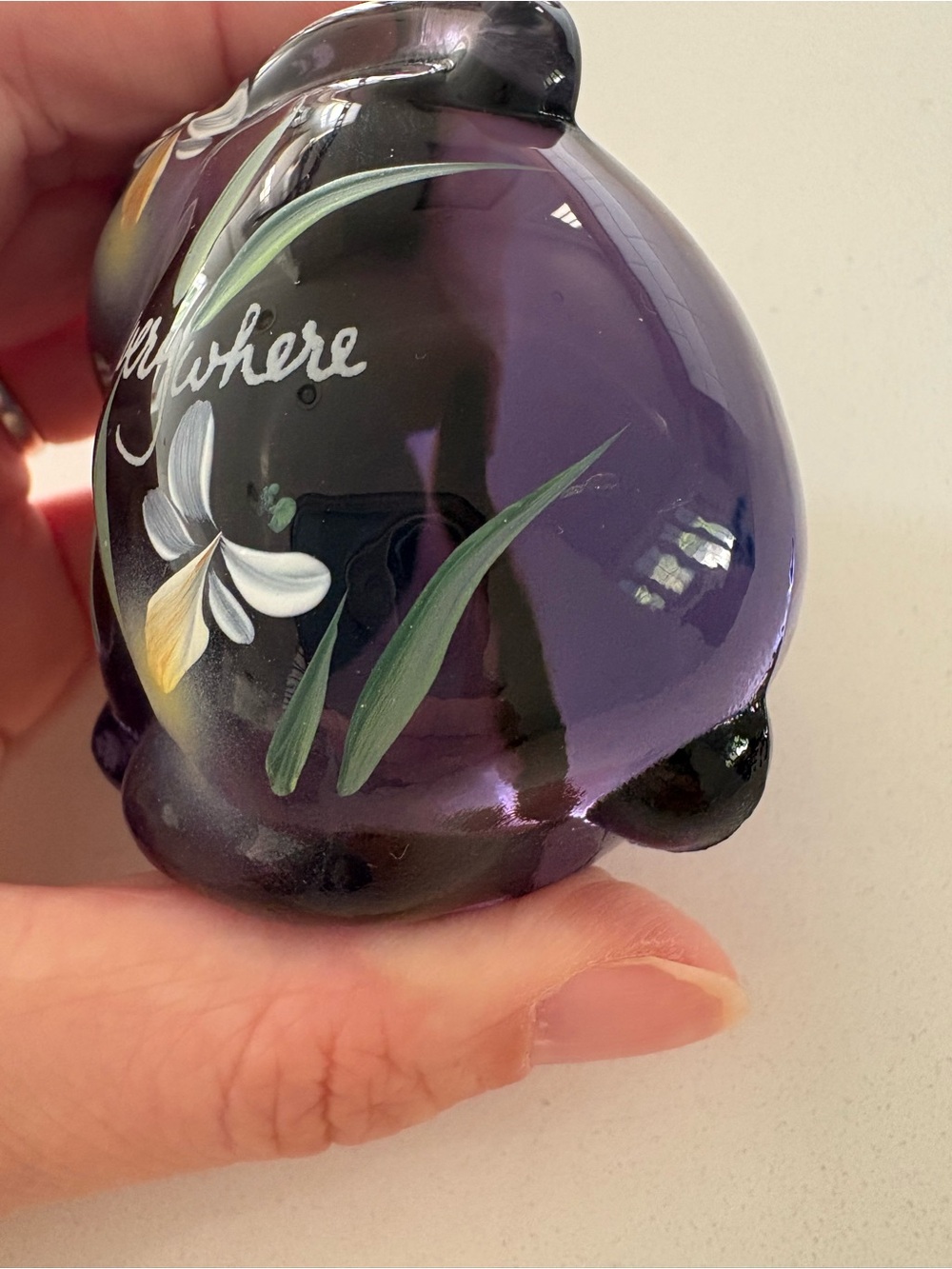 Fenton Hand painted Violet Glass Rabbit - Picture 6 of 7